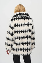 Load image into Gallery viewer, Joseph Ribkoff Jacket
