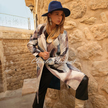 Load image into Gallery viewer, Dolcezza Abstract Coat
